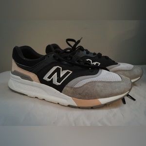 Women’s Casual Sneaker